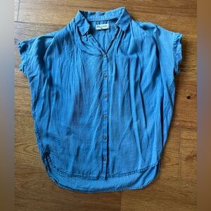 Madewell Blue Button-Down Short Sleeve Shirt